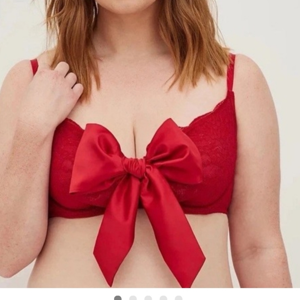 Torrid Red Satin & Lace Bow Longline Bra